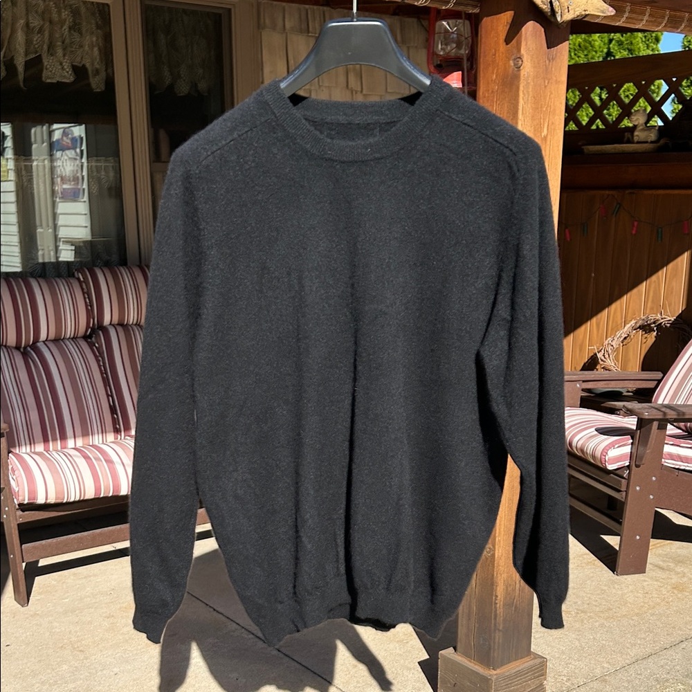Men’s Black Cashmere Sweater